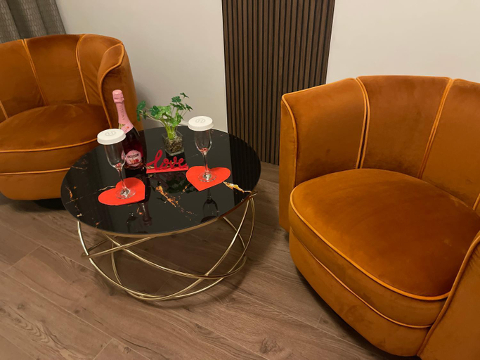 Others 3, Luxuroom, Sibiu