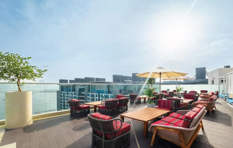 Food & Drinks, Fully-equipped studio Palm Jumeirah, Seven, Dubai
