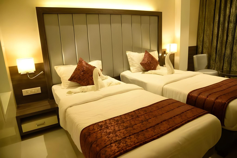 Bedroom, HOTEL SUYOG RESIDENCY, Thane