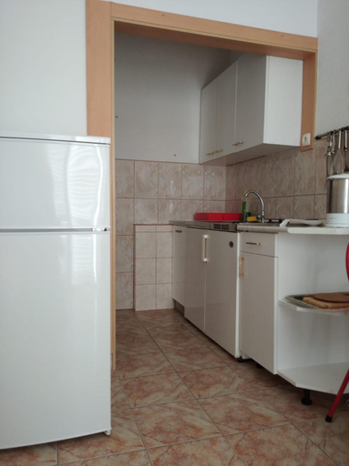 Others 3, Apartments Atlantida, Marina