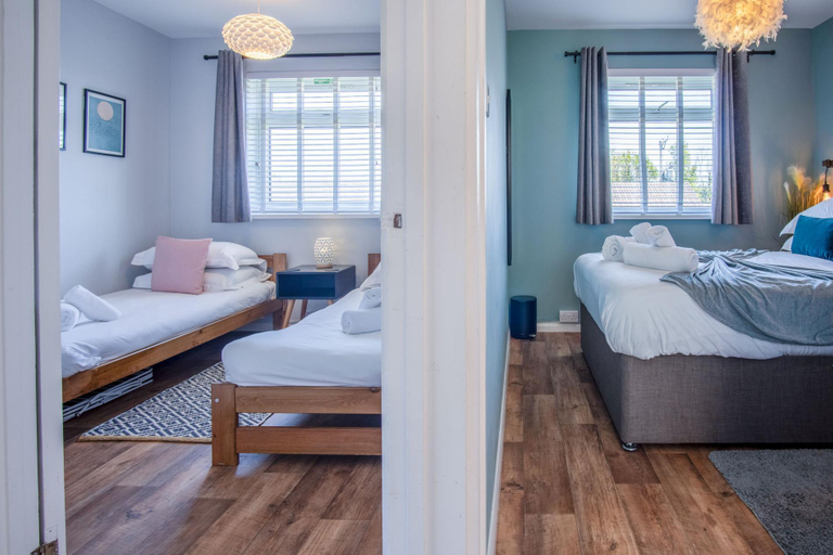 3, Bayview 87 - 2 Bedroom Chalet - Bayview Oxwich, Swansea