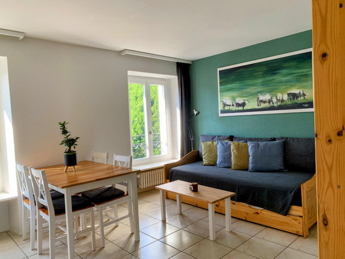 Others 5, Casa Gialla, Locarno