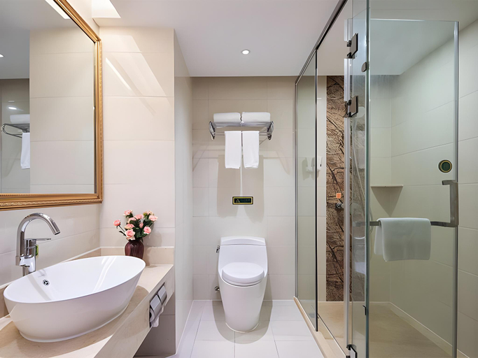 Bathroom 3, Vienna Hotel Anhui Fuyang Railway Station, Fuyang