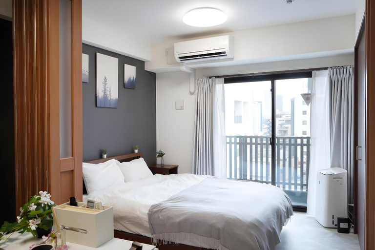 Bedroom 2, The Peak Chiyozaki Grand Apartment Hotel, Osaka