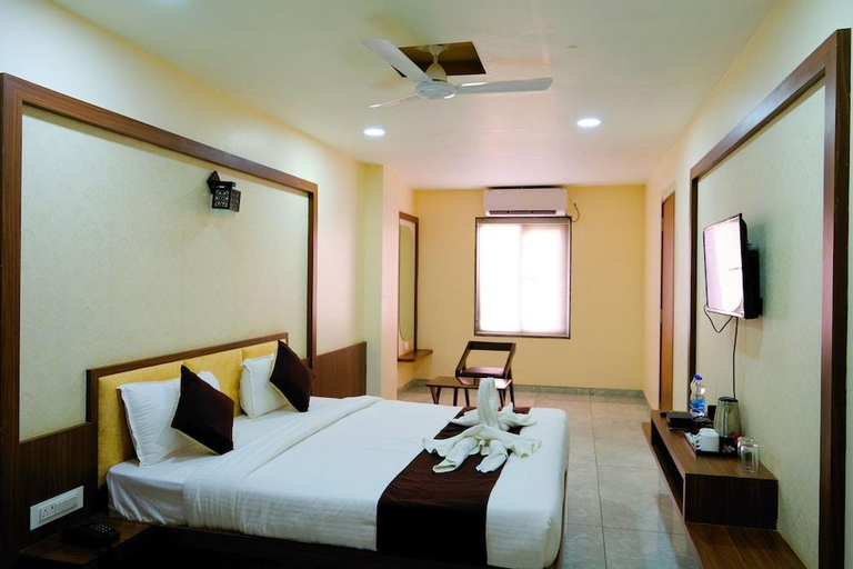 Bedroom 3, Hotel Sai Inn at Statue Of Unity, Narmada