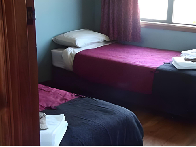 Bedroom 3, Kepler Oaks Chalet, Southland