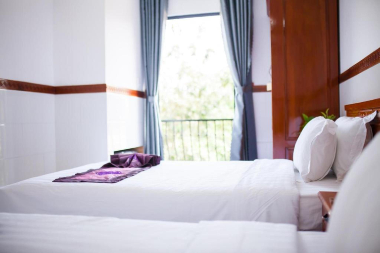 Bedroom 2, Thy Hung legacy hotel, Tuy Hoa