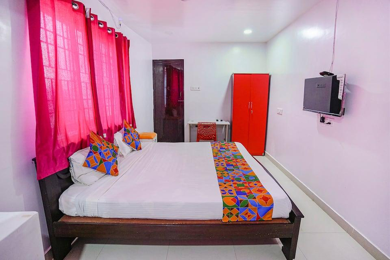 Bedroom 3, FabHotel Lloyds Inn I, Chennai