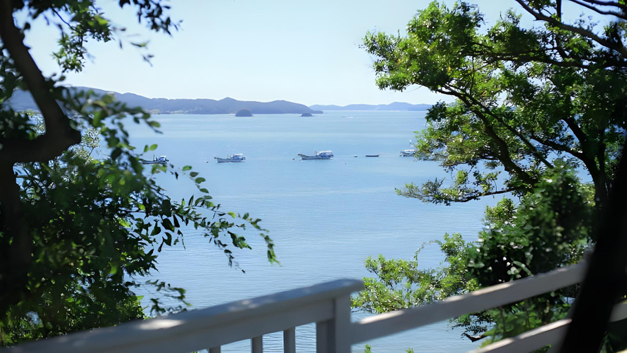 Others 4, Taean (Anmyeondo) Howl Pension, Taean