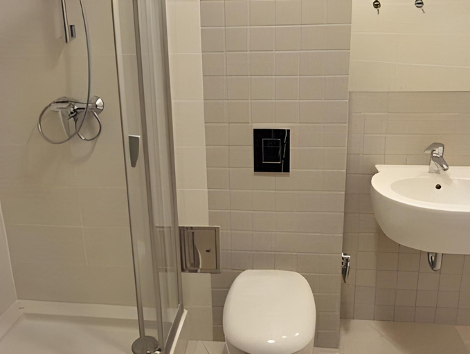 Bathroom 4, Turnau City Aparthotel, Kraków City