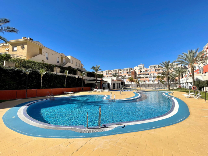 Sport & Beauty 2, Apartment near beach with pools and hot tub, Almería