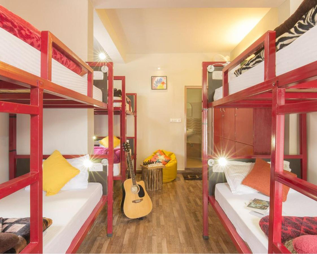 Bedroom, The Trippy Tribe, Kangra