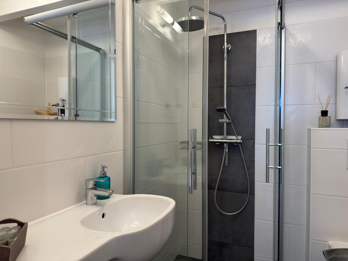 Bathroom 3, Ferienhaus Fischer sien Huus, Steinhude, Region Hannover
