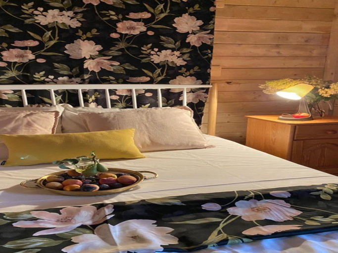 Bedroom 2, Scandinavian holiday home right by the lake, Łobez