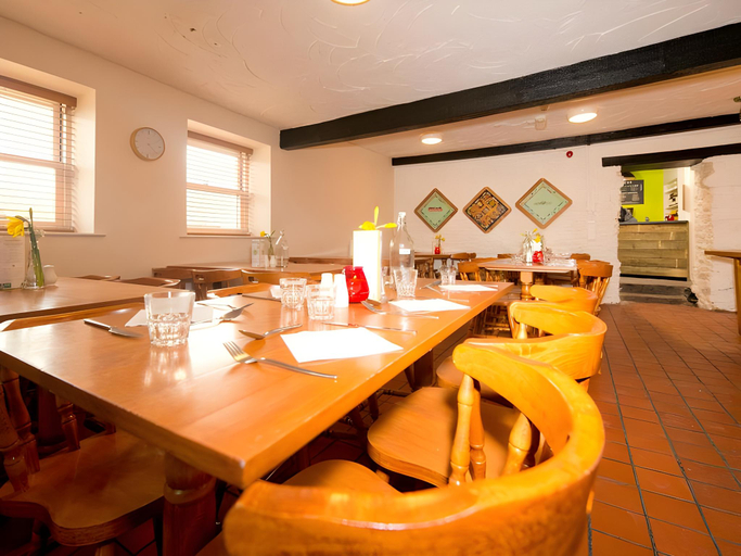 Food & Drinks 3, YHA Brecon Beacons, Powys