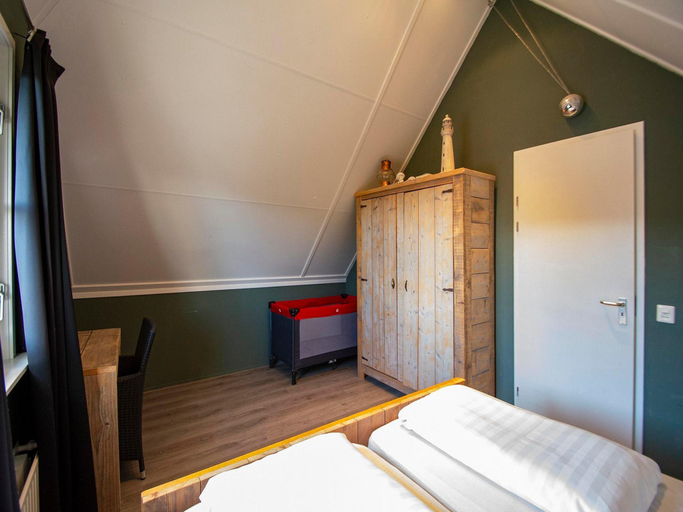 Bedroom 2, Villa in Callantsoog with Whirlpool and Beach, Zijpe