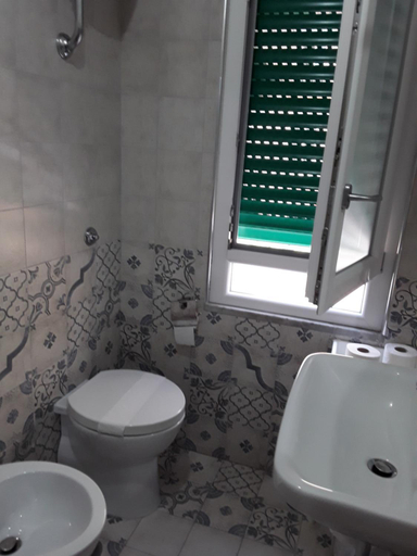 Bathroom, B&b Le due Costiere, Salerno