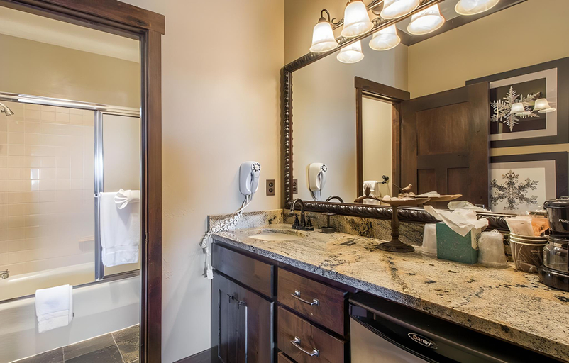 Bathroom 3, The Lodge at the Mountain Village, Summit