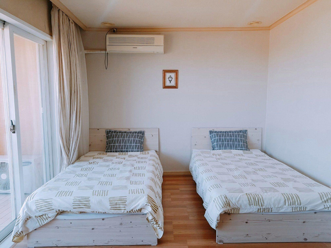 Bedroom 3, Sokcho Yeonho Resort Seoraksan Hotel and Condo, Sokcho