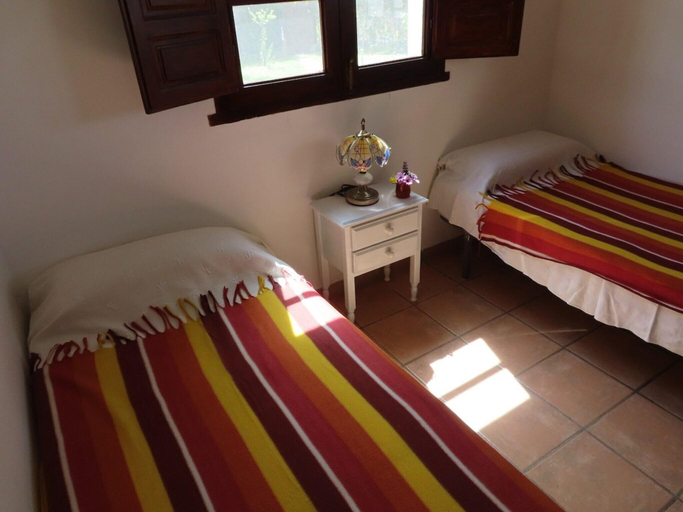 Bedroom 2, Holiday Home in Orgiva with Mountain Views, Granada