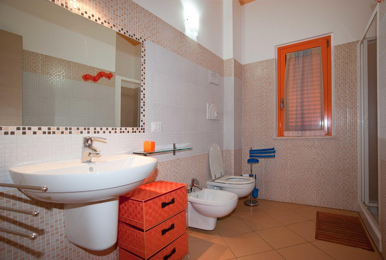Bathroom 3, Two-room apartments by the sea - at Le Casette sul Mare, Vibo Valentia