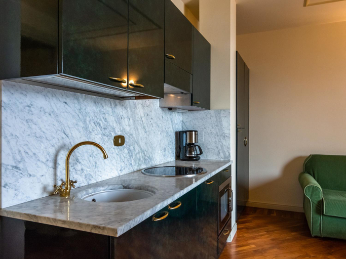 2, Residence Villa Greta, Novara