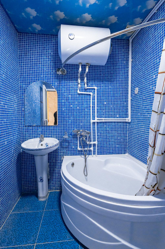 Bathroom 2, Major Guest House, Farg'ona