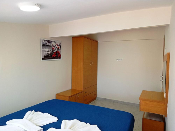 Bedroom 3, Nehir Apart Hotel, Fethiye