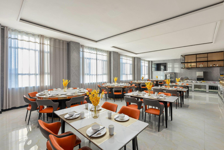 Food & Drinks 4, Days Hotel By Wyndham Xinyuan Nalati Airport, Ili Kazakh