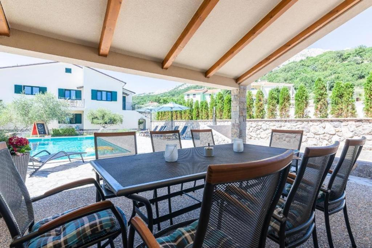 Food & Drinks, Apartments Garden, Baška
