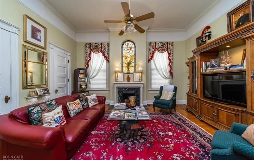 Others 4, Burke Mansion, Bibb
