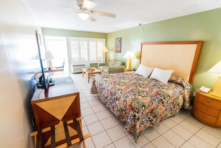 Bedroom 2, Pirate's Cove Resort & Marina, Martin