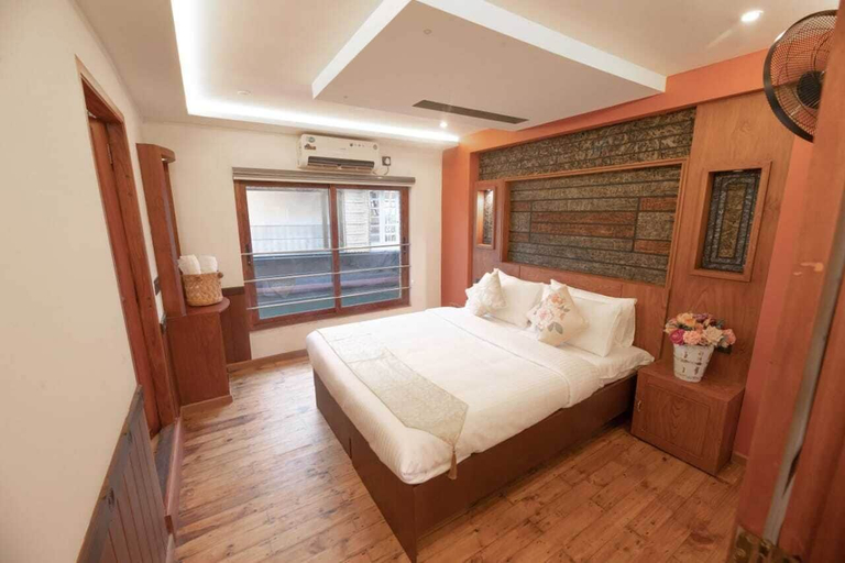 Room 1, Upper Deck Boathouse, Alappuzha