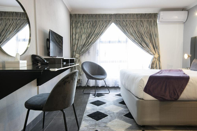 Bedroom 3, Lefa Boutique Hotel, Bojanala