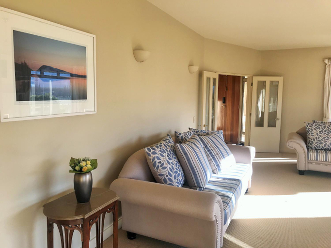 Bedroom 3, Falcon, Central Otago