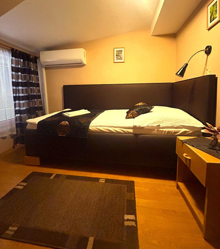 Bedroom 2, Penzion Siesta, Nitra