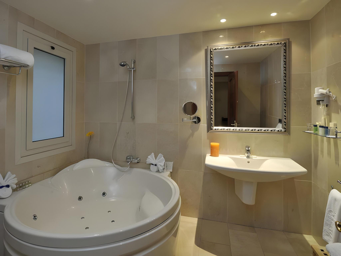 Bathroom 4, Hotel Roger de Lluria, Barcelona