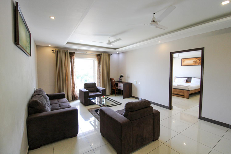 Others 5, HOTEL GOLDEN GATEWAY, Vellore