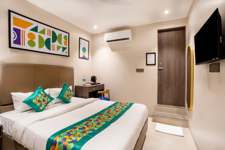Bedroom 3, Treebo Vro Boutique, Andheri East, Mumbai Suburban