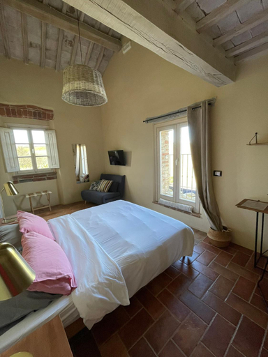 Others 5, La Falconara, Siena