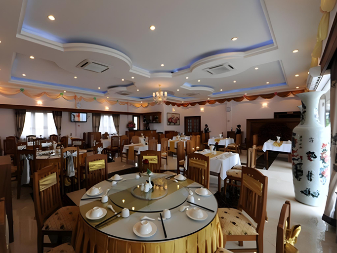 Food & Drinks 4, The Golden Lake Hotel, Naypyitaw