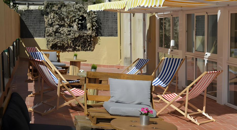 Others 5, 360 Hostel Borne, Barcelona