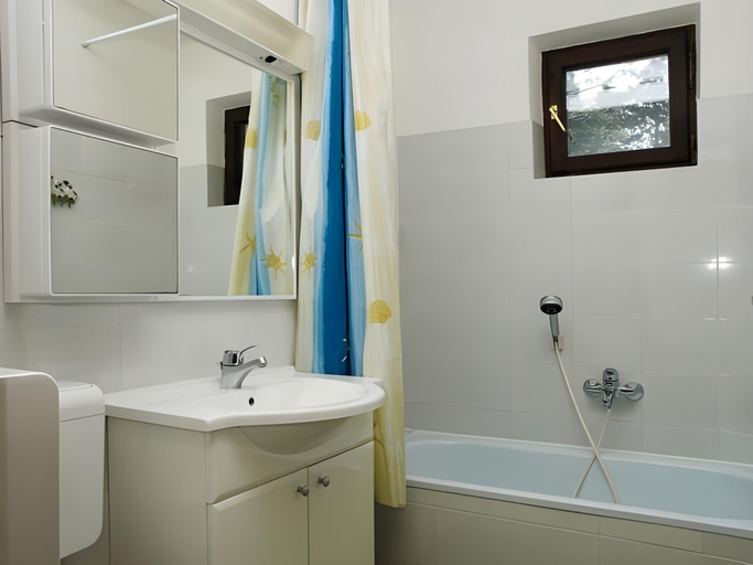 Bathroom 3, Guesthouse Mirjana, Premantura