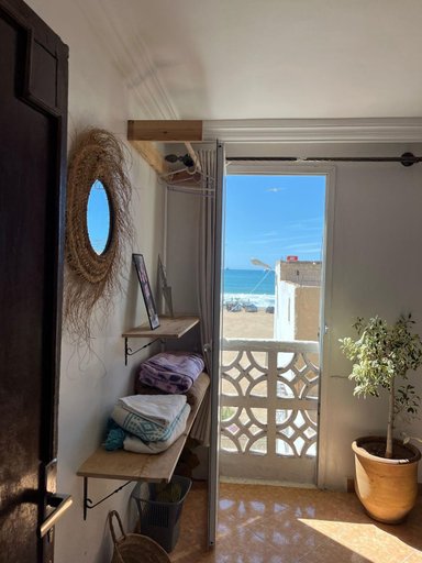 Others 3, Amazigh surf house, Agadir-Ida ou Tanane
