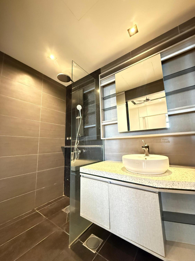 Bathroom 3, Expressionz Professional Suites by AURORA SUMMER SUITES, Kuala Lumpur