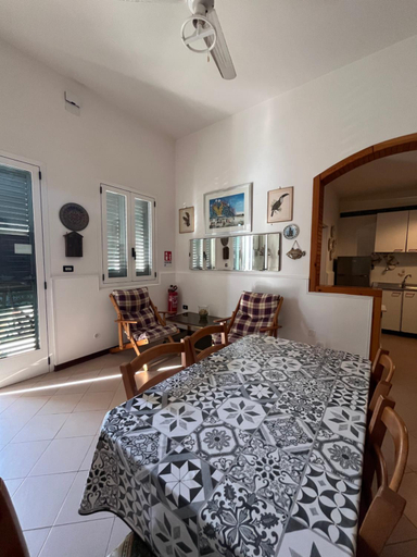Others 5, Casa Maria, Lecce