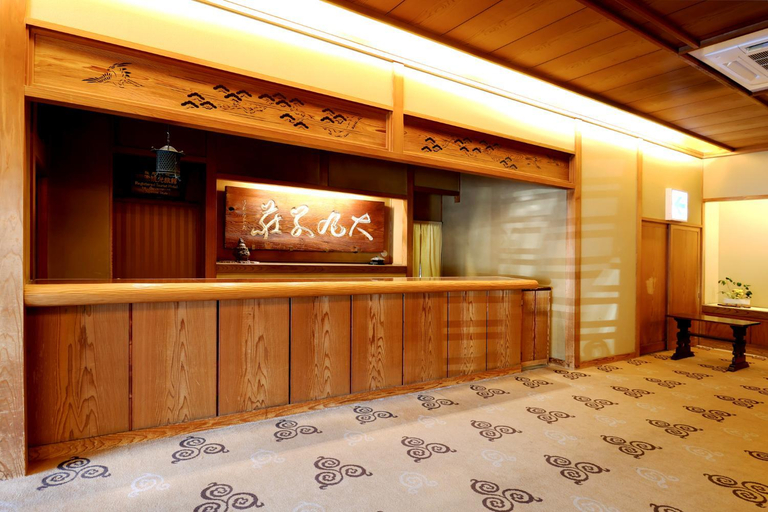 Public Area 2, Daimaru Besso, Chikushino