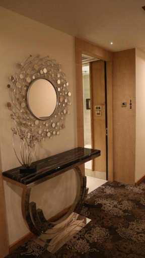 Public Area, V Hotel, Lucknow