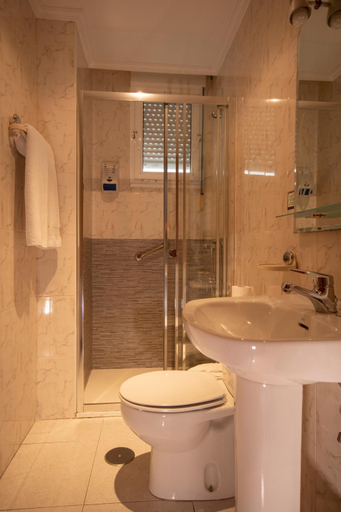 Bathroom 2, El Espino Albar - Self Check-in, Cantabria