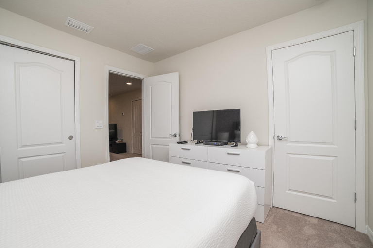 Bedroom 3, Townhome | Splash Pool | BBQ | FREE Water Park!, Osceola